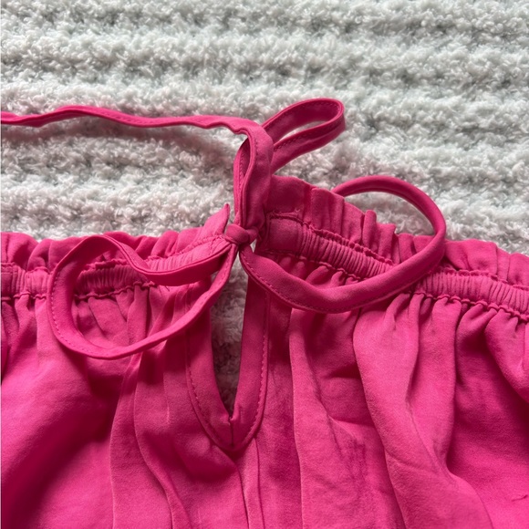 American Eagle Outfitters Vibrant Pink Top - Picture 2 of 4